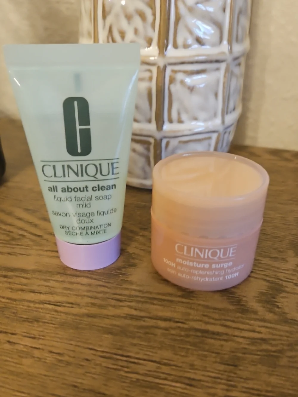 Clinique Pink & Mint Skincare Duo